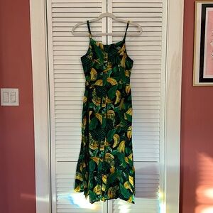 Old navy banana print sundress